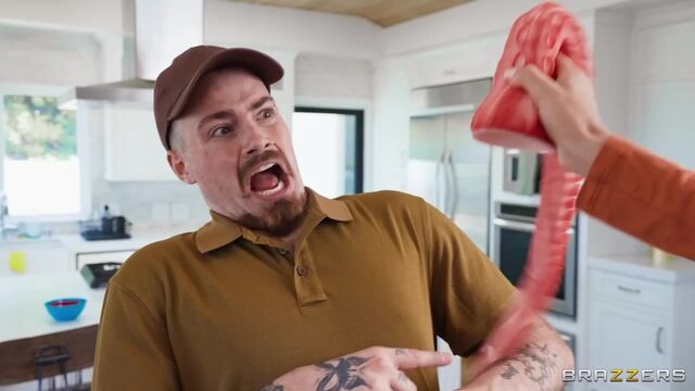 Reyna Belle doggystyle screw