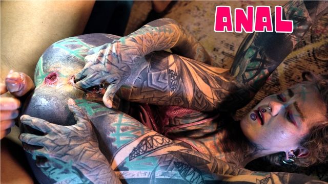 Anuskatzz and Lily Lu security movie