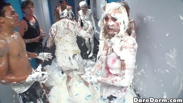 Payton Smith, Indy Jean, Emanuela and Gabrielle brunette video