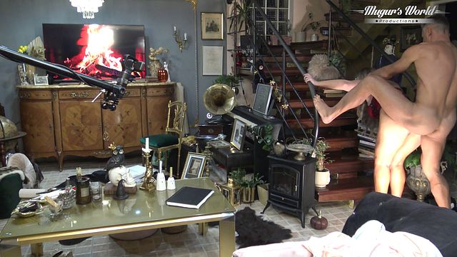 Mugur behind the scenes action