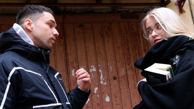 Clockwork Victoria straight hair porn