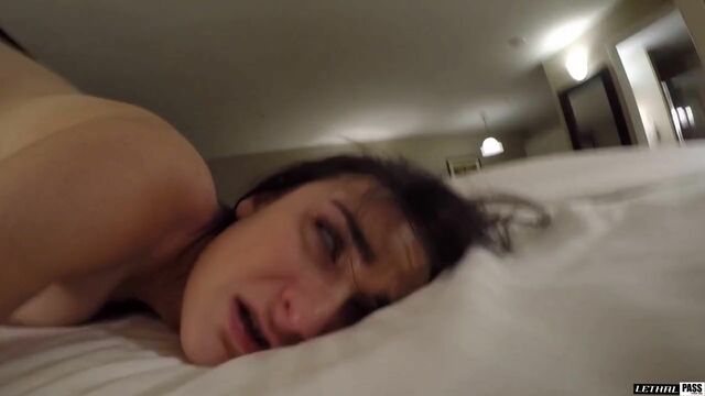 Lyra Lockhart deep throat scene