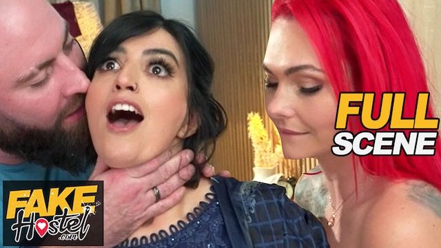 Roxi Keogh and Aaliyah Yasin doggystyle bang