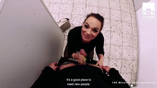 Casting Curvy mother film