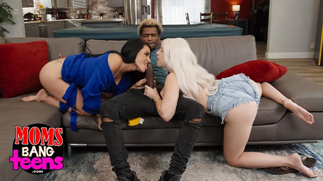 Damion Dayski, Gia OhMy and Sandy Love riding dick film