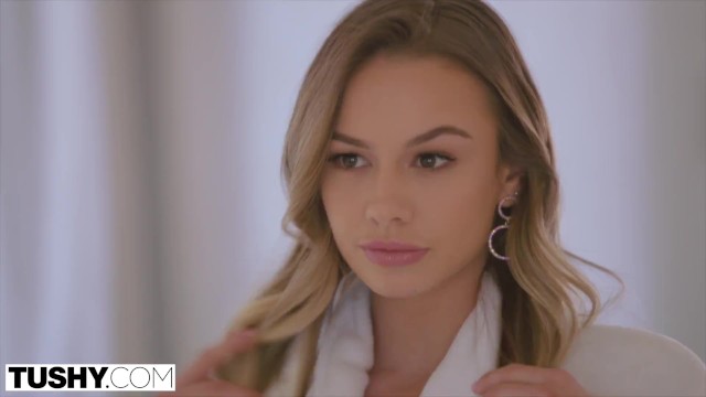 Mick Blue and Naomi Swann anal scene