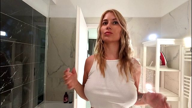  voyeur upskirt movie