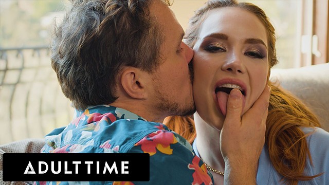 Siri Dahl shaking orgasm film