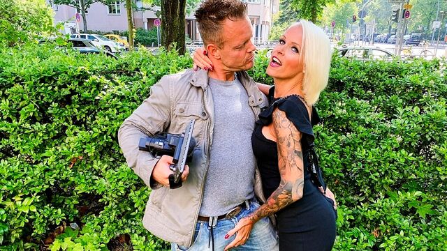 Sophie Logan long hair porn