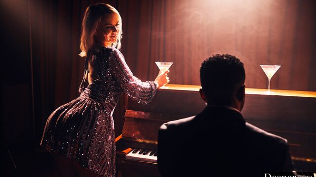 Vic Marie long legs scene