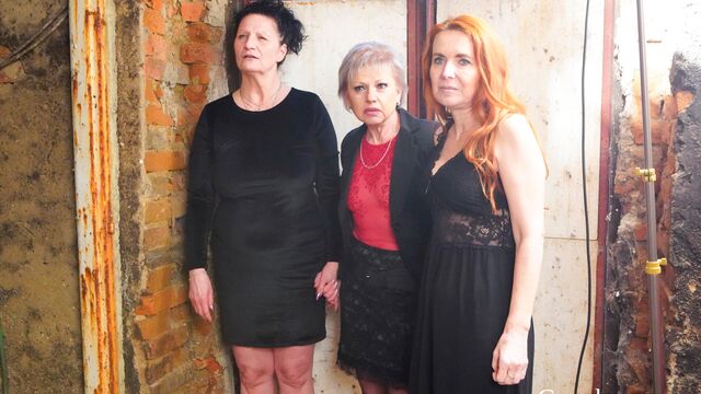 Anna K and Bianca M curvy video