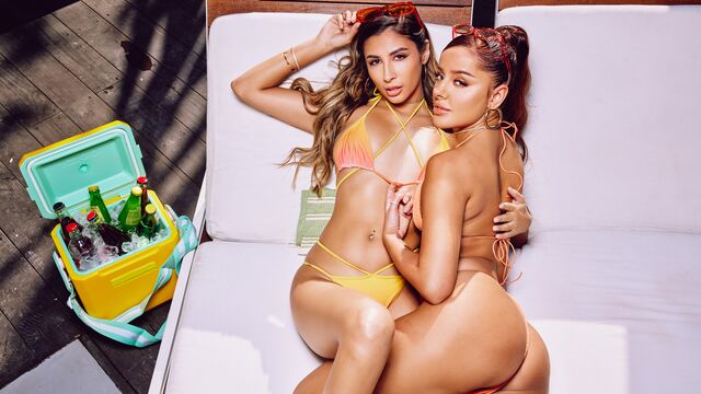 Vanna Bardot and Gianna Dior fingering bang