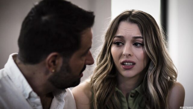 Lily Larimar firm ass bang