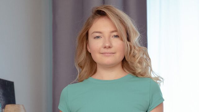 Luna Umberley oral smut