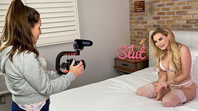 Suzanne Ferrari teen (18+) sex