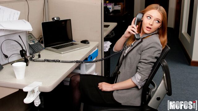 Ava Hardy doggystyle screw