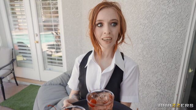 Rachael Cavalli and Madi Collins doggystyle bang